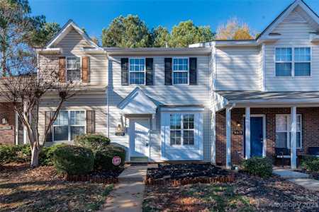 9509 Terrier Way Charlotte, NC 28269