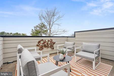 7391 Blade Dr Falls Church, VA 22042