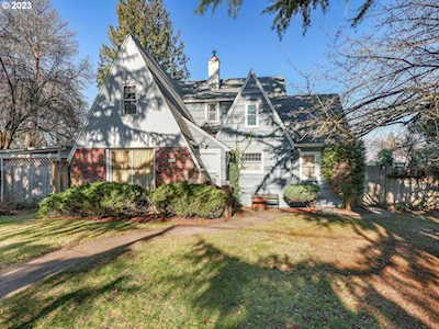 6723 SE Gladstone ST Portland, OR 97206