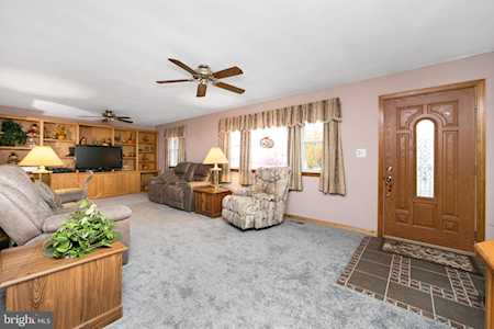 533 N Hildebrand Ave Glendora, NJ 08029