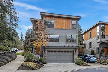 12317 NE 84th Ln Kirkland, WA 98033
