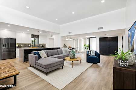 4336 E Piccadilly Rd Phoenix, AZ 85018