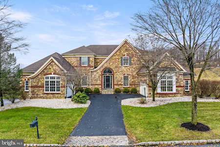 2112 Ferncroft Ln Chester Springs, PA 19425