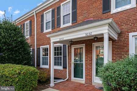 3032 S Abingdon St Arlington, VA 22206