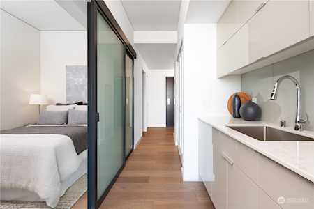 450 S Main St #1004 Seattle, WA 98104