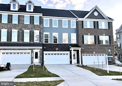 10866 Foxtrot Circle Upper Marlboro, MD 20772