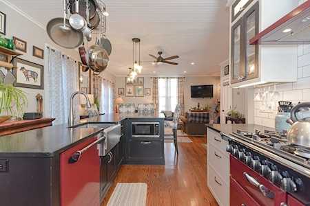2R Dearborn St #C Salem, MA 01970