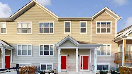 1924 Rena Ln Yorkville, IL 60560