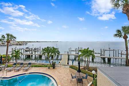 5700 Mariner St #204W Tampa, FL 33609