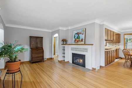 1154 Eldridge Avenue W Roseville, MN 55113