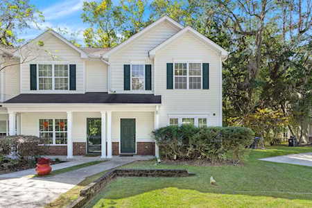 200 Chinquapin Drive Summerville, SC 29485