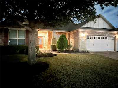 826 Cardinal Flower Dr Richmond, TX 77469