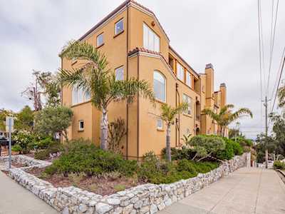 Sea Beach Townhomes in Santa Cruz