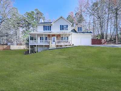33 Centerport Drive White, GA 30184
