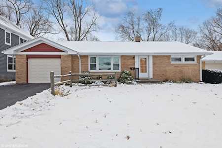 215 Monument Ave Barrington, IL 60010