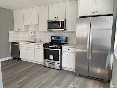 1027 1/2 N Martel Ave West Hollywood, CA 90046