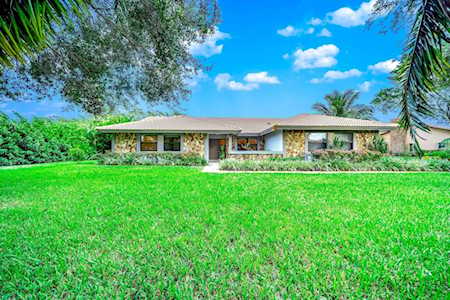 7100 Hialeah Ln Parkland, FL 33067