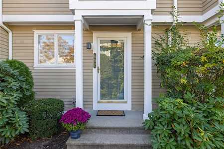735 Willett Ave #802 East Providence, RI 02915