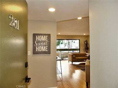 275 Esperanza Ave #201 Long Beach, CA 90802