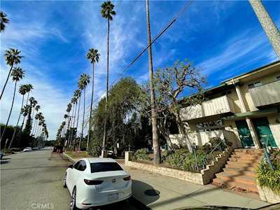 14915 Hamlin St Van Nuys, CA 91411