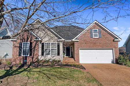 1253 Annapolis Cir Thompsons Station, TN 37179
