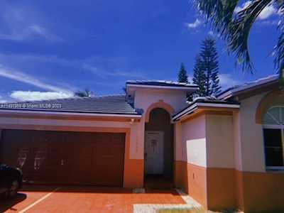 Address Withheld Homestead, FL 33033