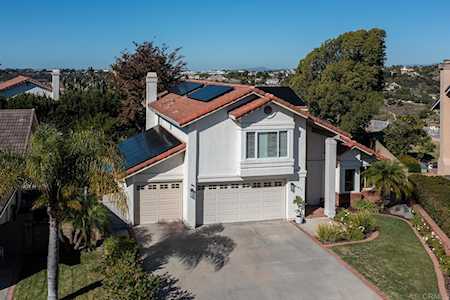 6411 El Pato Ct Carlsbad, CA 92009