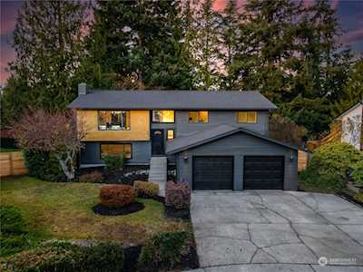 4915 100th Place SW Mukilteo, WA 98275