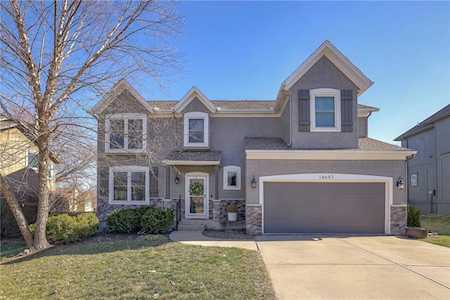 14697 S Gallery St Olathe, KS 66062