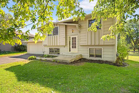 12081 Meadowlark Circle Maple Grove, MN 55369