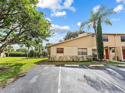 3370 Beau Rivage Dr #U1 Pompano Beach, FL 33064