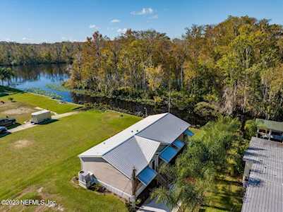 547 Jack LN Satsuma, FL 32189