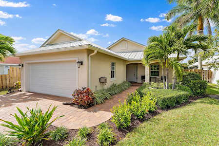 17605 Carver Avenue Jupiter, FL 33458
