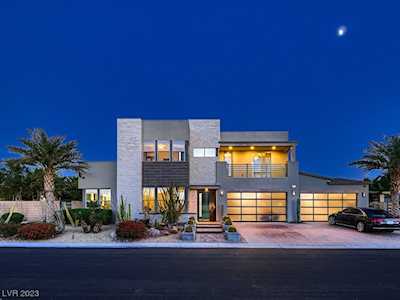 8238 Canyon Tree Ct Las Vegas, NV 89113