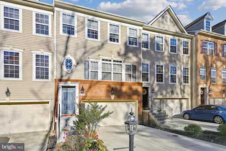 694 Millhouse Dr Glen Burnie, MD 21060