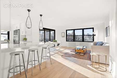 387 Grand St #K806 New York, NY 10002
