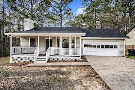 1771 Rose Garden Lane Loganville, GA 30052