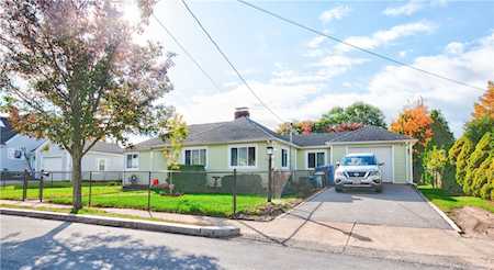 55 Cityview Ave East Providence, RI 02914