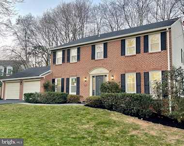 2602 Mountain Laurel Place Reston, VA 20191