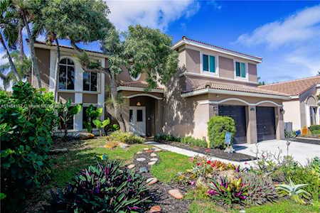 1441 SW 106th Ter Davie, FL 33324