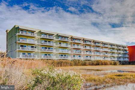 105 56th St #405 Ocean City,  MD 21842