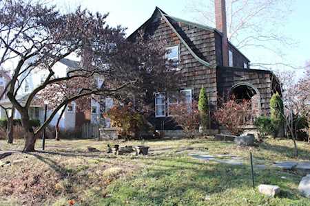 3049 Woodbine Place Columbus, OH 43202