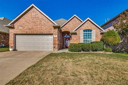 307 Park Haven Boulevard Euless, TX 76039