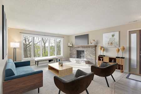 8970 Neill Lake Road Eden Prairie, MN 55347