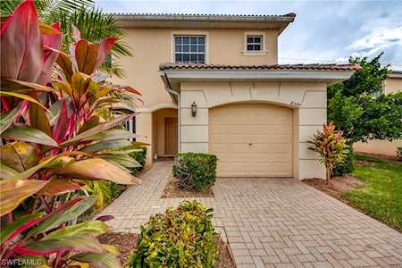 8577 Athena Ct Lehigh Acres, FL 33971
