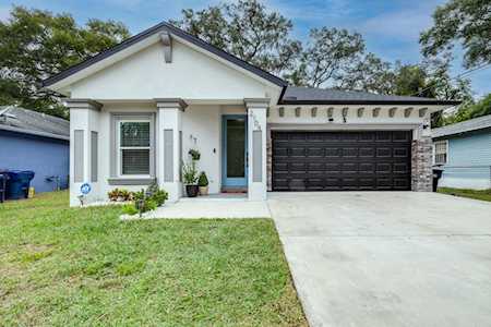 2104 E Ellicott St Tampa, FL 33610