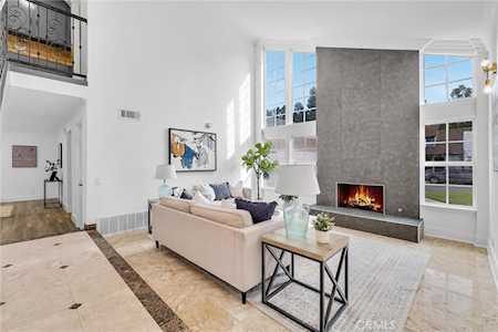 27631 Pasatiempo Mission Viejo, CA 92692