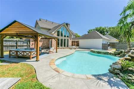2219 Leisure Ln Richmond, TX 77406