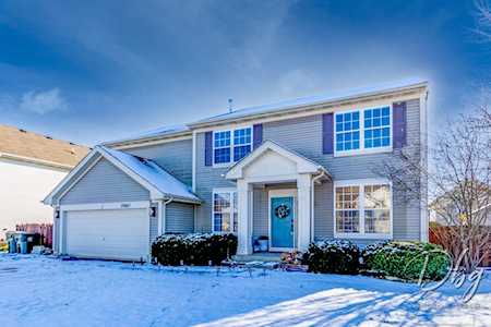 25567 W Brooks Farm Rd Round Lake, IL 60073