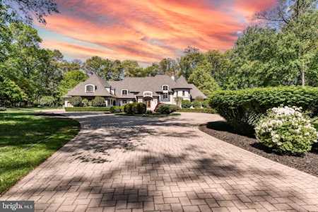 701 Gouldman Ln Great Falls, VA 22066